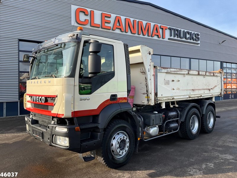 Iveco Trakker AD260T36 6x4 Kipper 12m³ Manual Full steel suspension