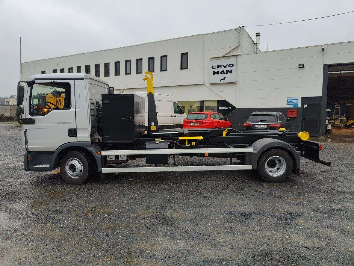 MAN TGL 12.250 - 8