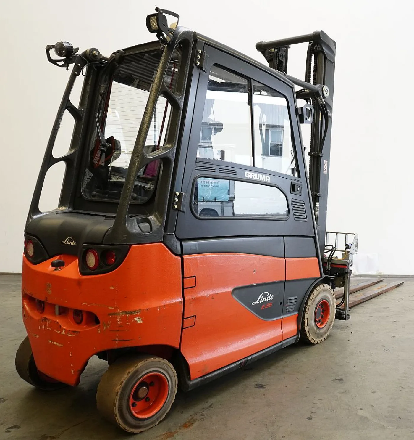 Frontstapler Linde E 25/600 HL 387 (2016) - 2