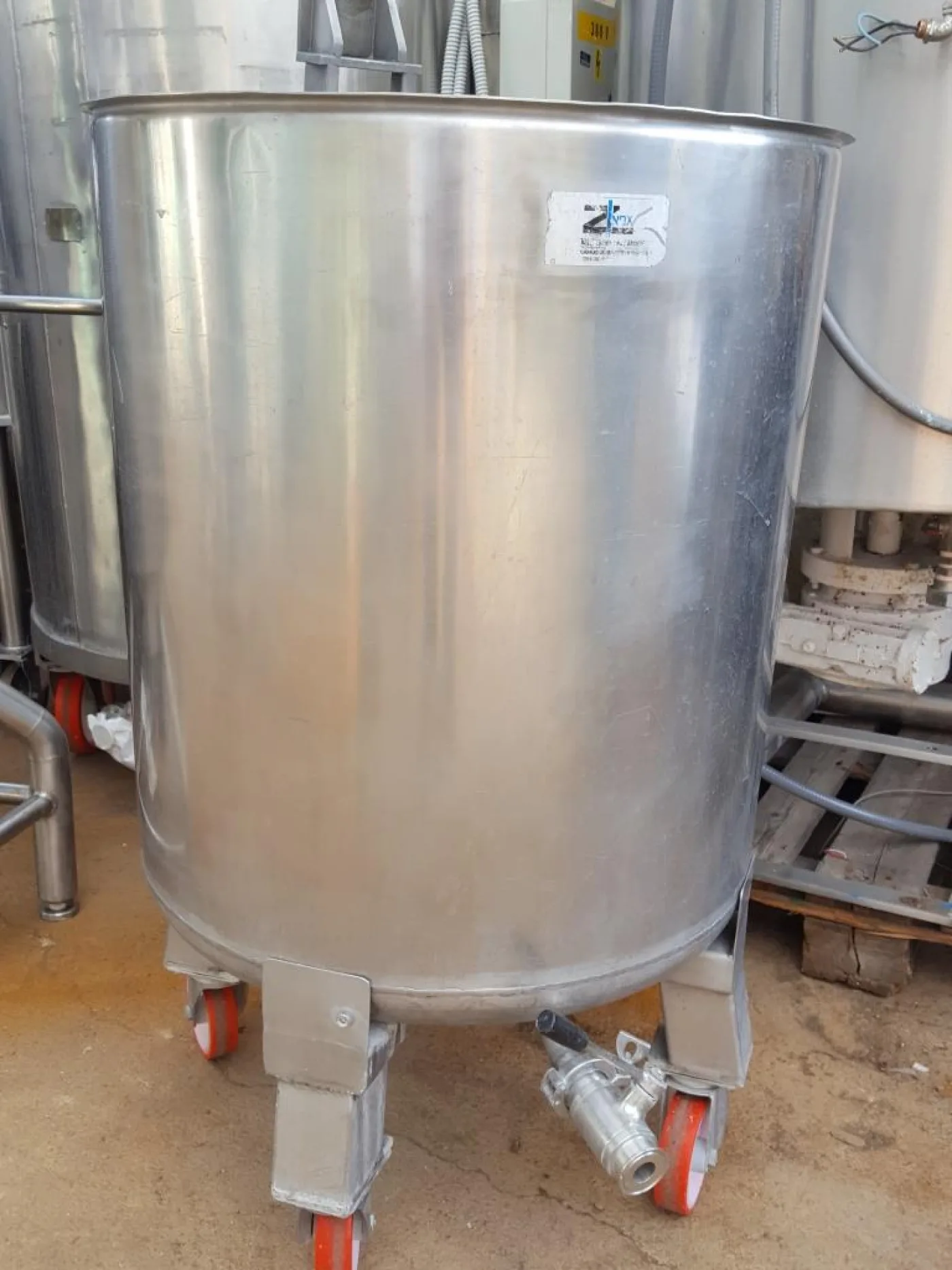 SERBATOIO CARRELLATO – ZINOX MOD. 280 L - 1