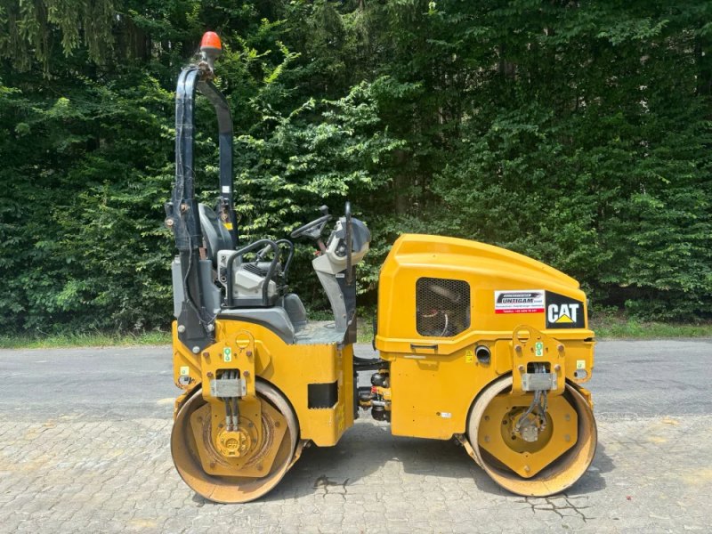 CAT - CB 24 B
