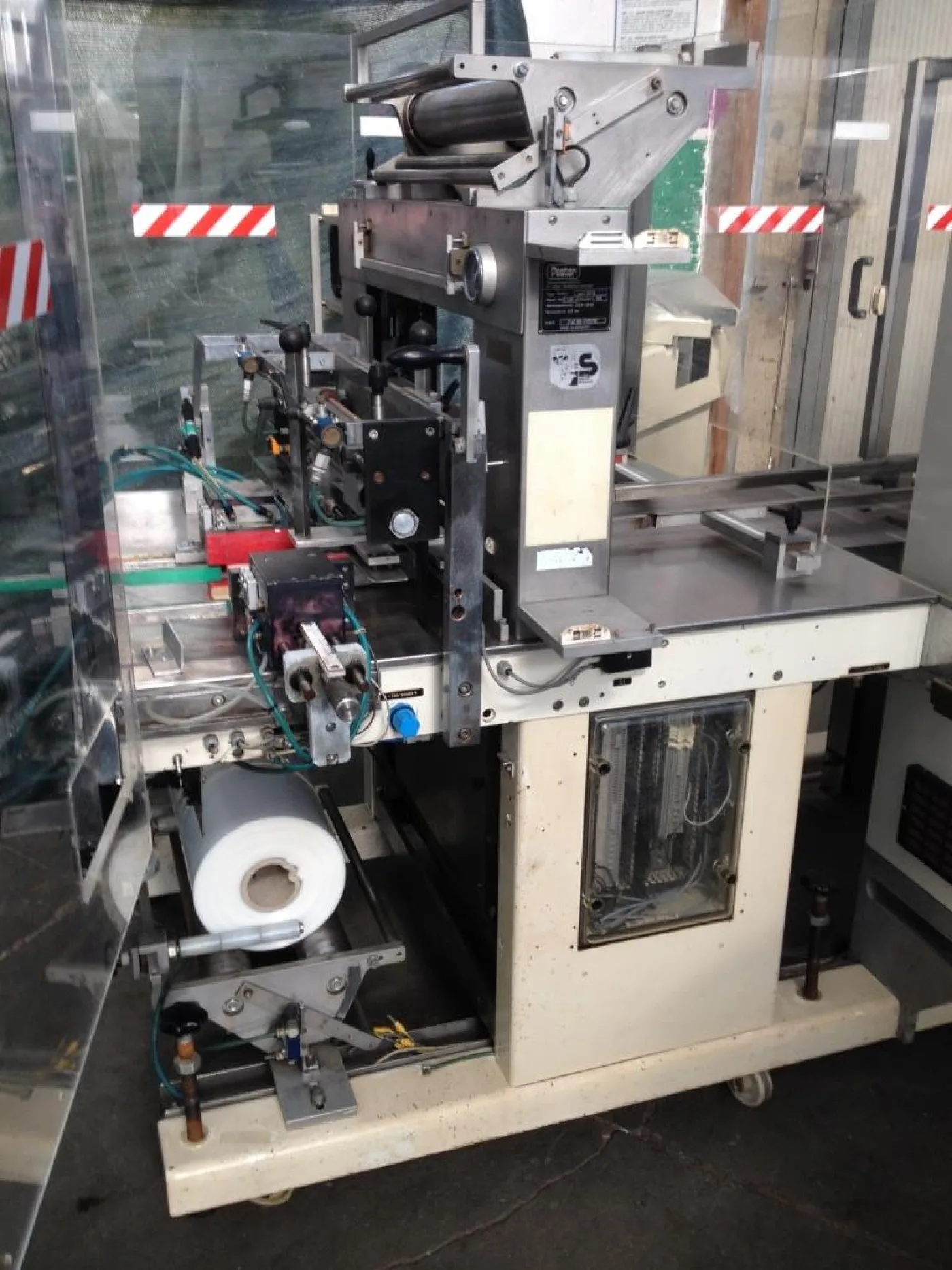 CELLOFANATRICE – PESTER MOD. PEWO PACK 400 SN - 5