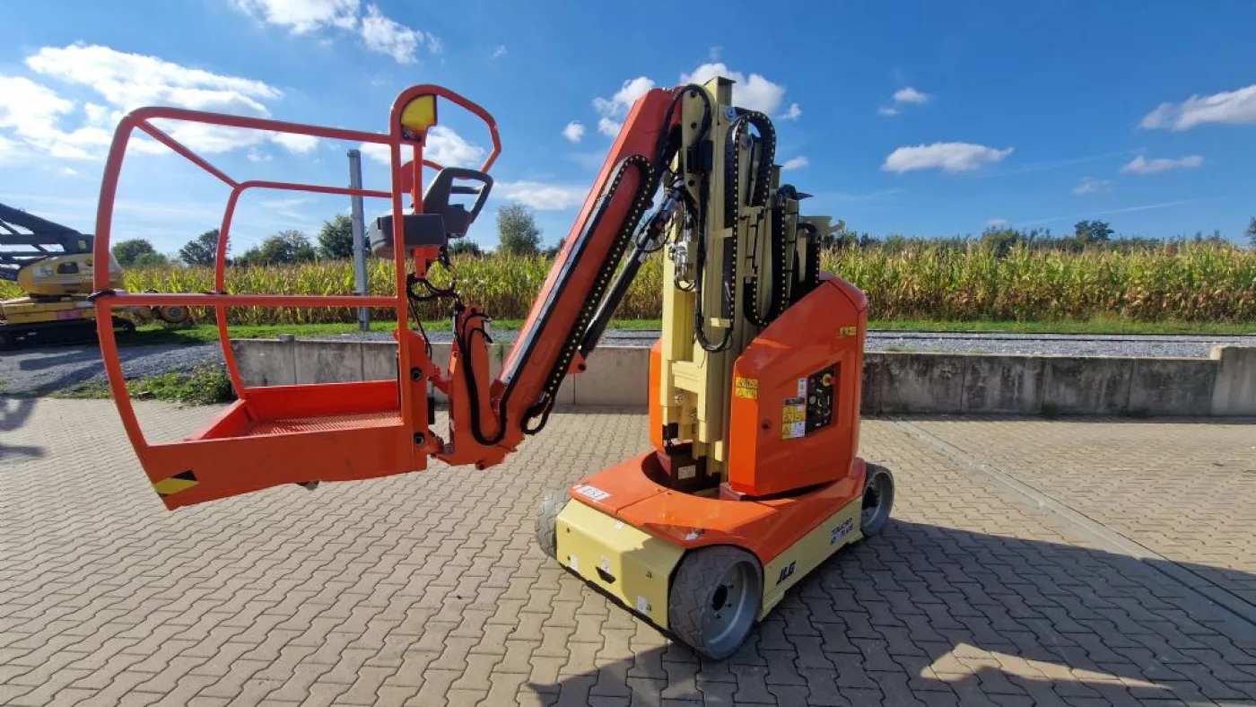 JLG Toucan 12E+ - 3