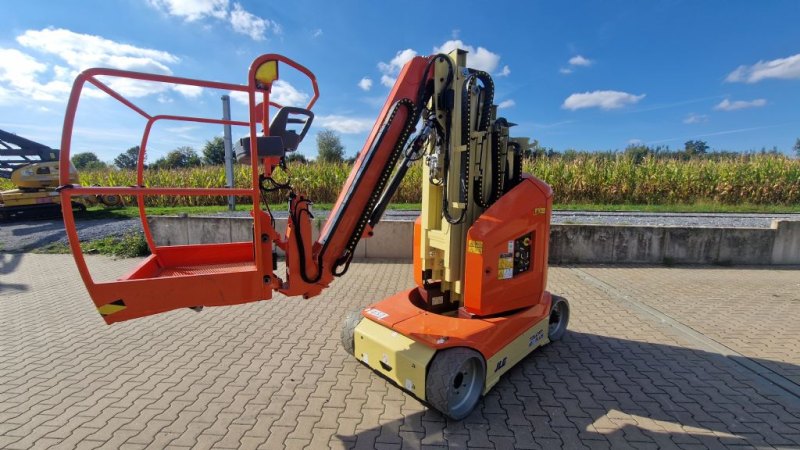 JLG Toucan 12E+