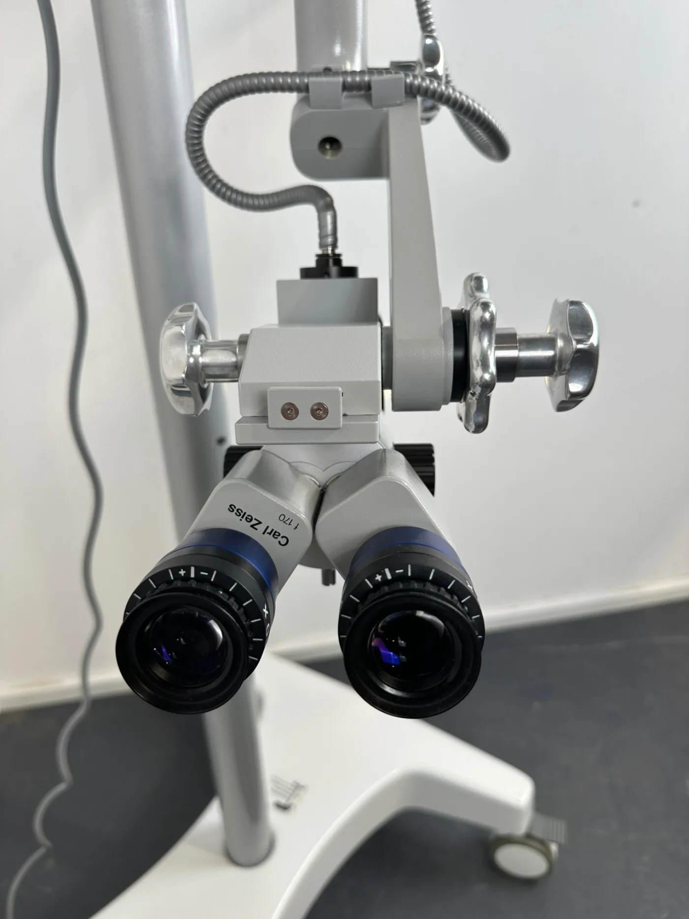 Carl Zeiss Opmi 1-FC 50 Years Limited Edition 005/250 - 3