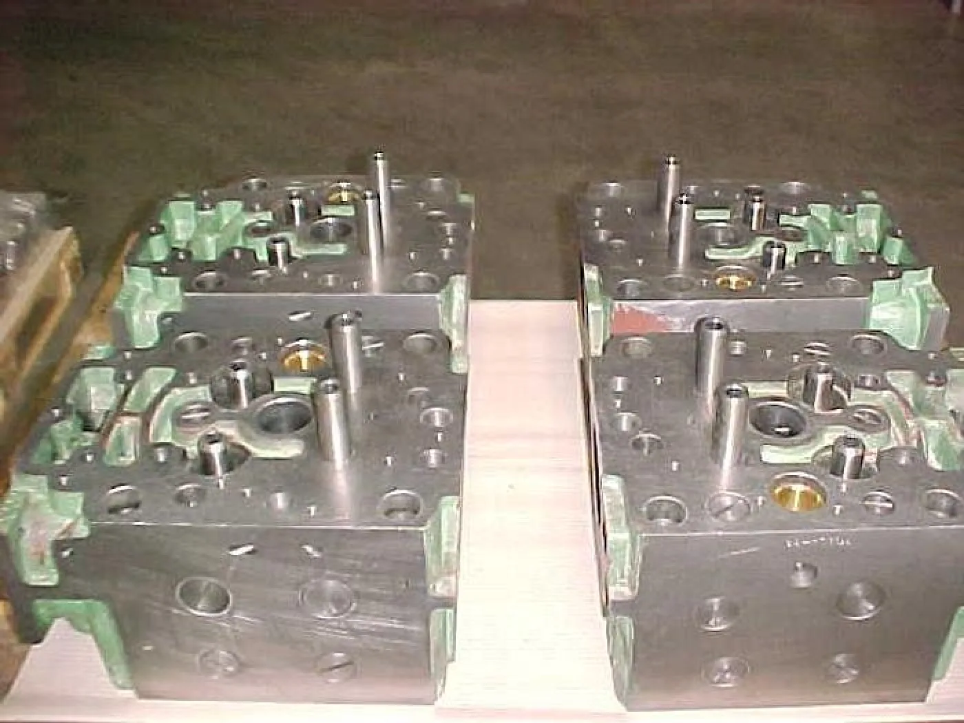 CYLINDER HEADS DEUTZ BVM628 NEW !! - 2