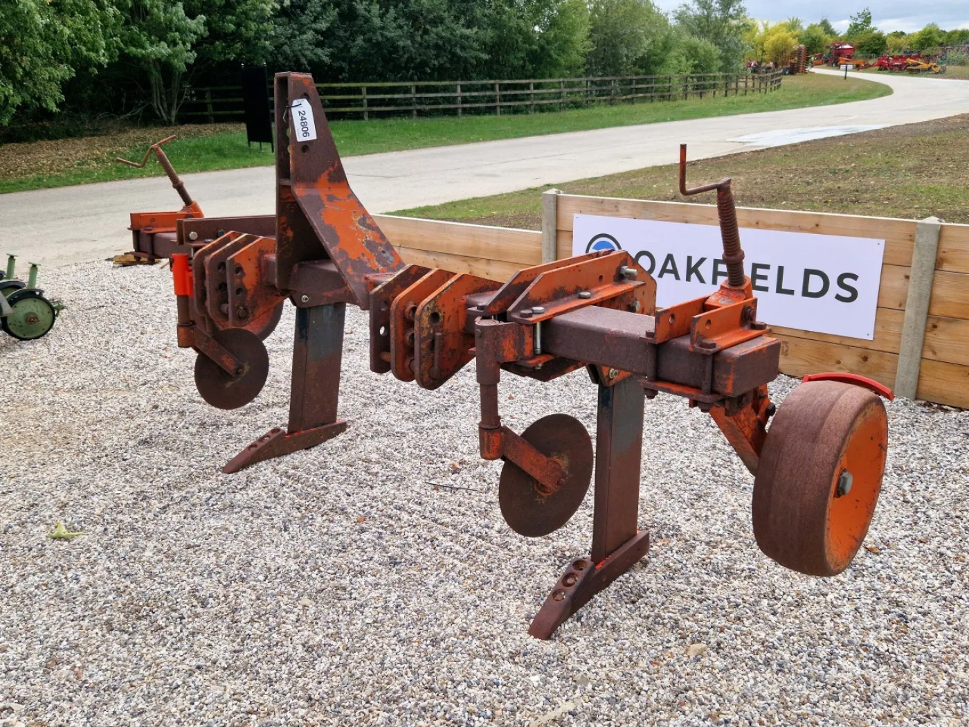 Browns 2 Leg Subsoiler - 1