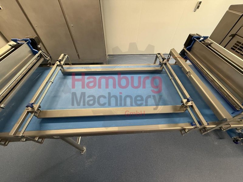 Dough processing / rollout line - Rademaker sheeting line with universal line