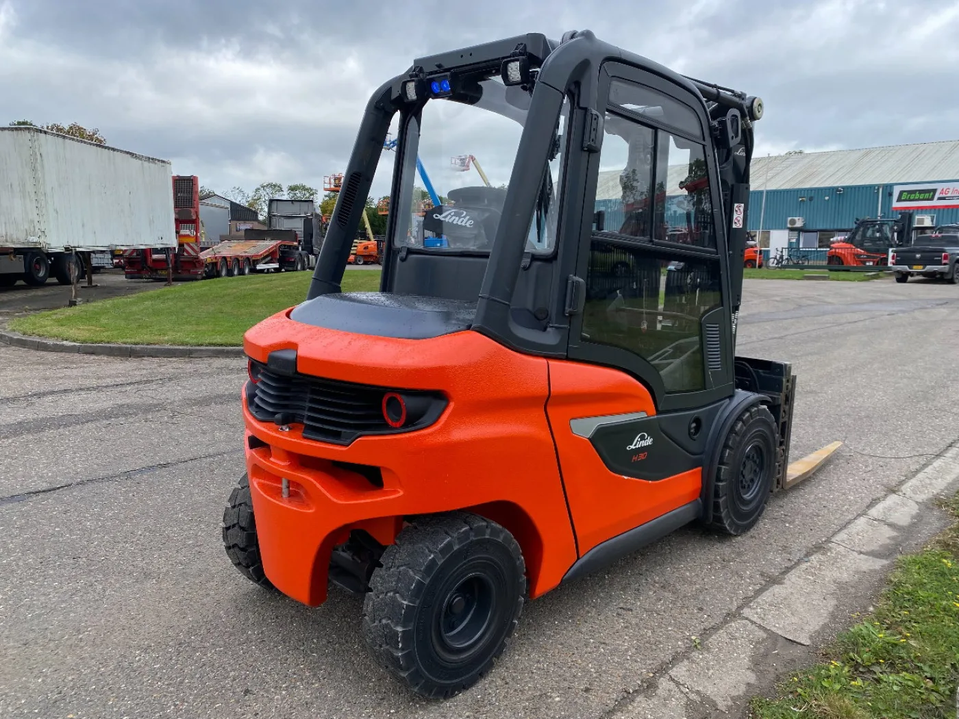 Linde H30D-01 - 8