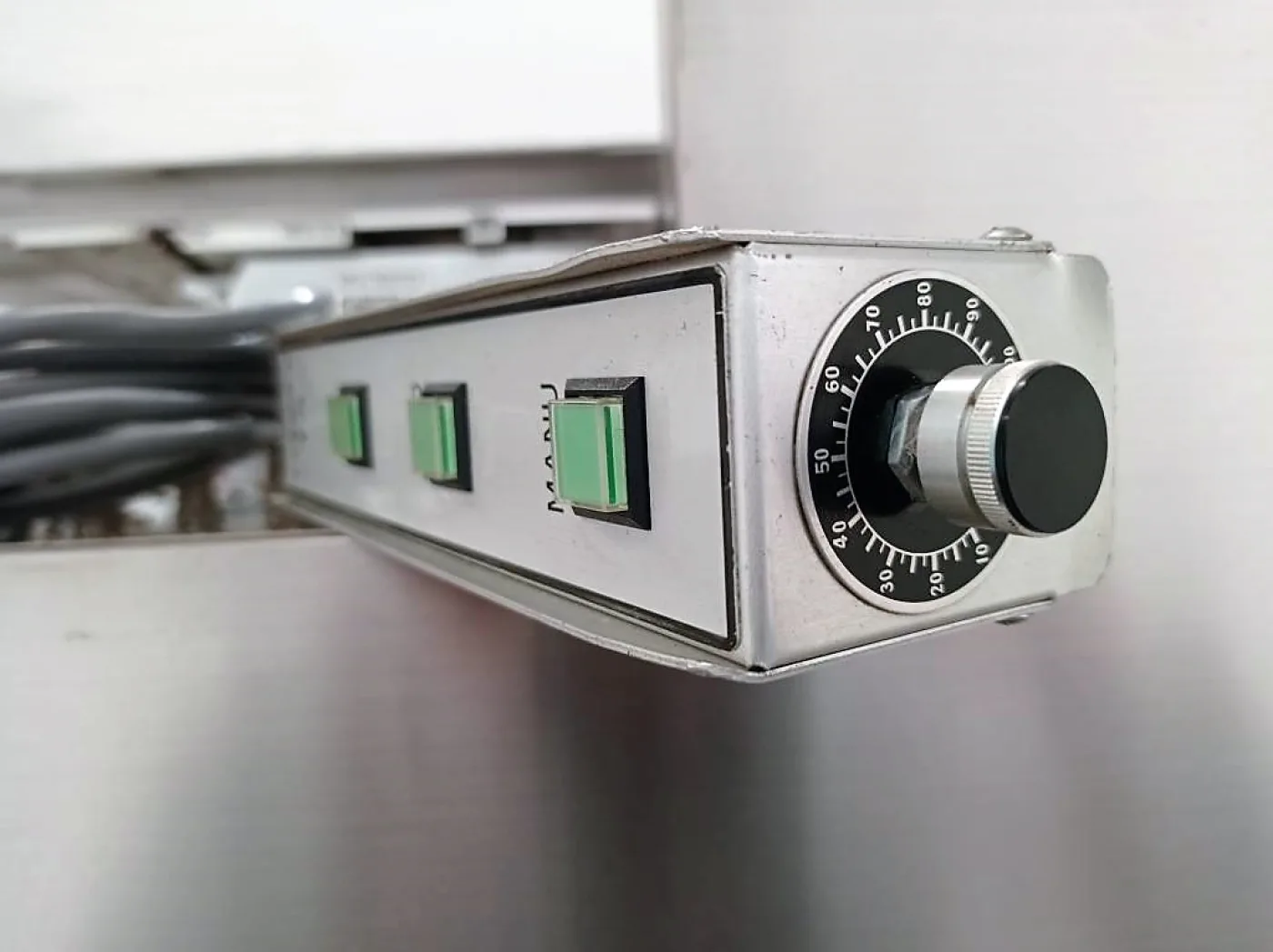 ALIMENTATORE VIBRANTE CON ELEVATORE – MURATA SEIKO – MOD. NCH5F - 5