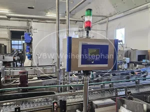 Level, label and closure inspection