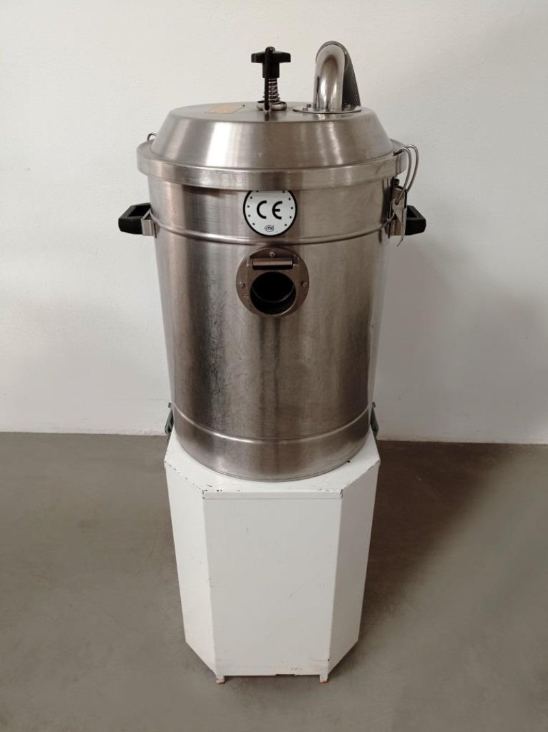ASPIRATORE INDUSTRIALE PER POLVERI – CFM – MOD. A53