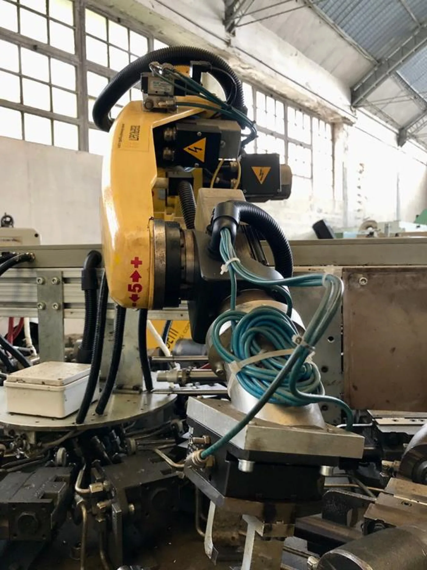 ROBOT, RRR ROBOTICA - ATOM 10 - Laxmi Metal & Machines, Rohtak - 3