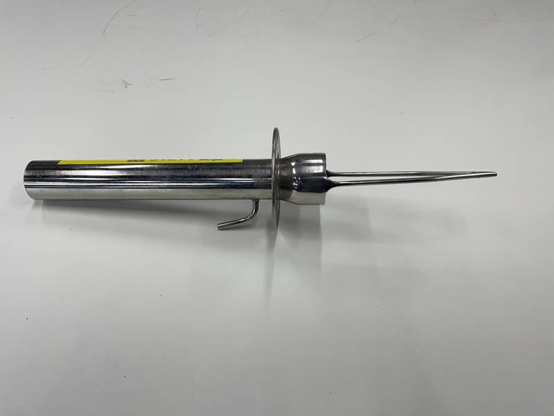 Hollow bleeding knives