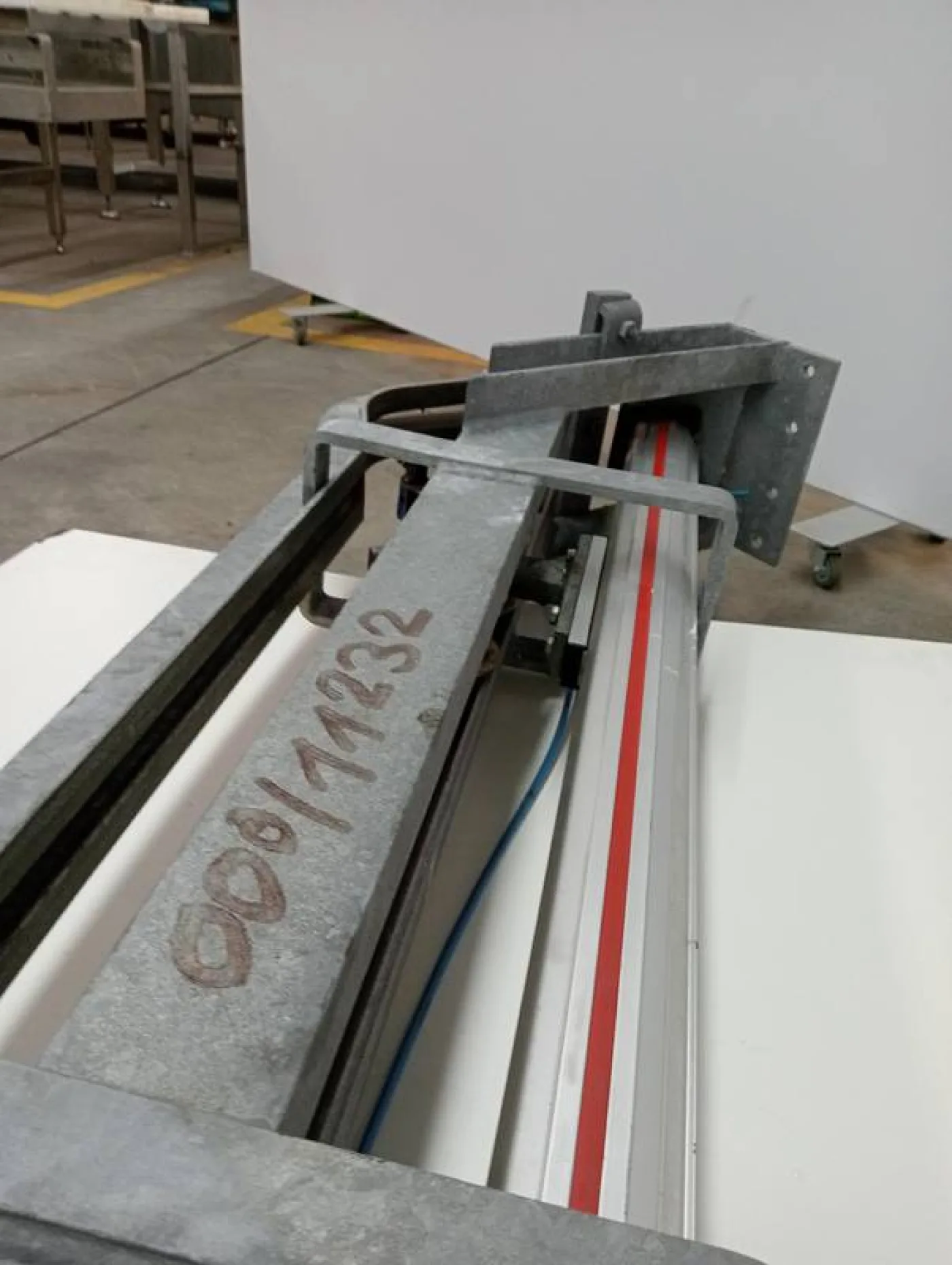Pneumatic Hook Elevator or Lowerator - 8