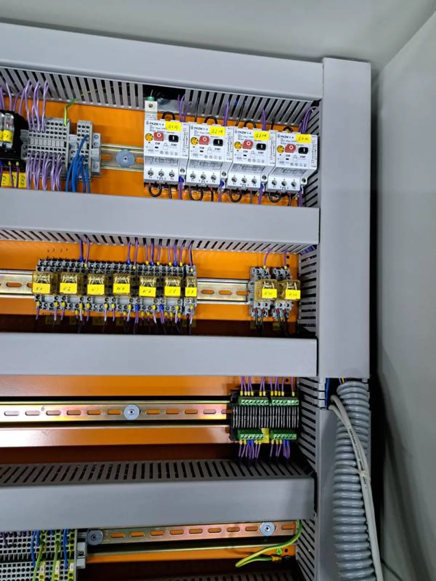 Blood tank switch board - 5
