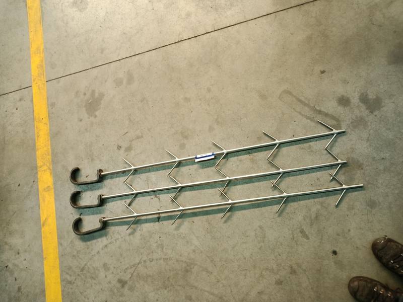 Organ hooks slide