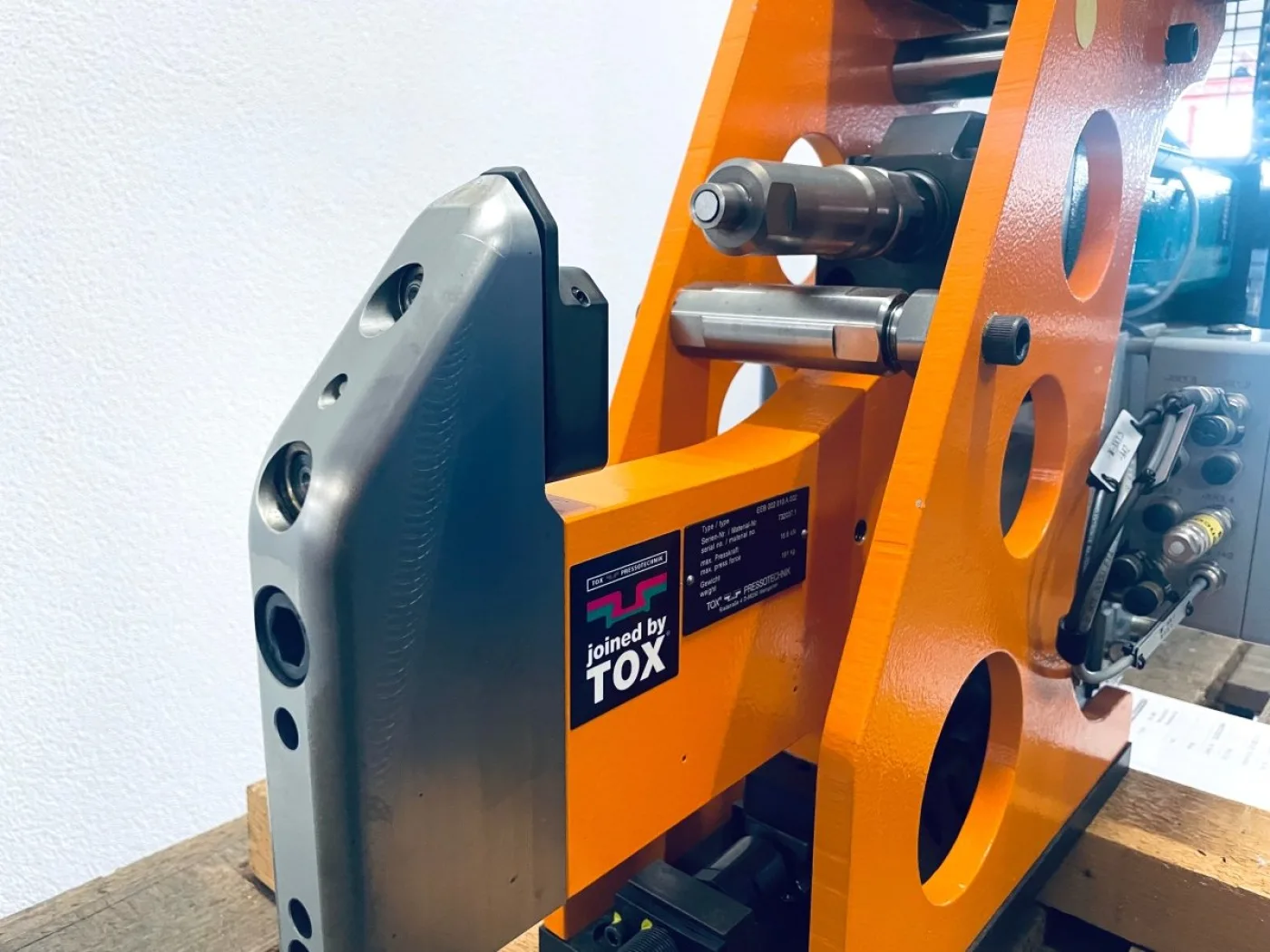 Tox Pressotechnik Clinchzange mit Servoantrieb EEB 002.010.A.002 - 8