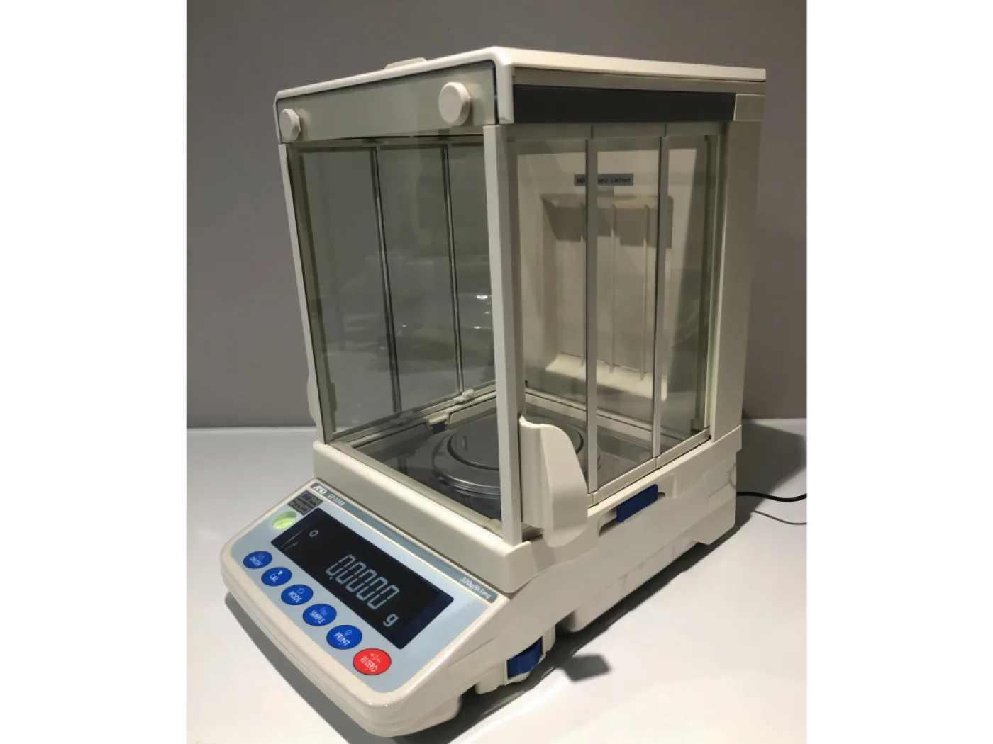 A&D GF-324A Series Analytical 4-Place Balance - 2