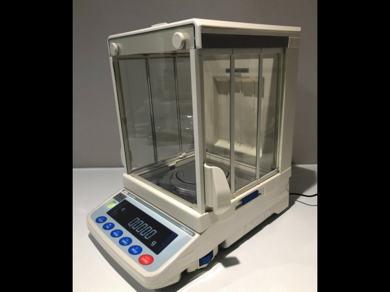 A&D GF-324A Series Analytical 4-Place Balance