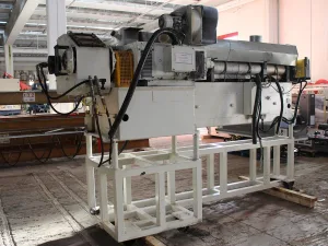2000 BATTENFELD 90mm; L/D 30; Cambia ES0031