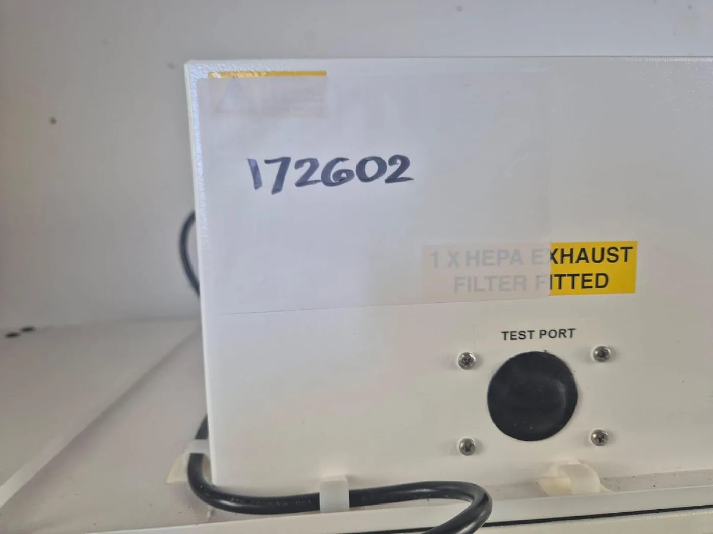 Basair P Laminar flow Safety Cabinet - 3