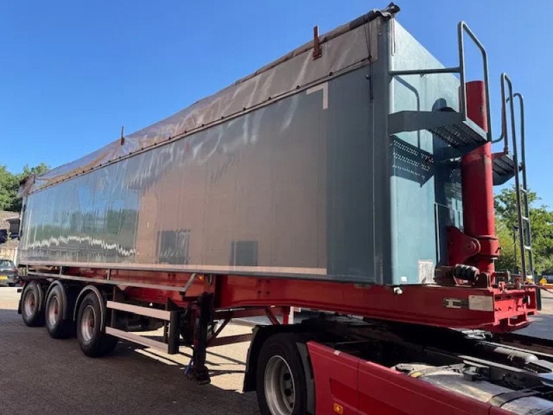 Bulthuis TATA 23 57m3 Steering axle Lift axle 10T axles Valve/Doors + beet rack New MOT