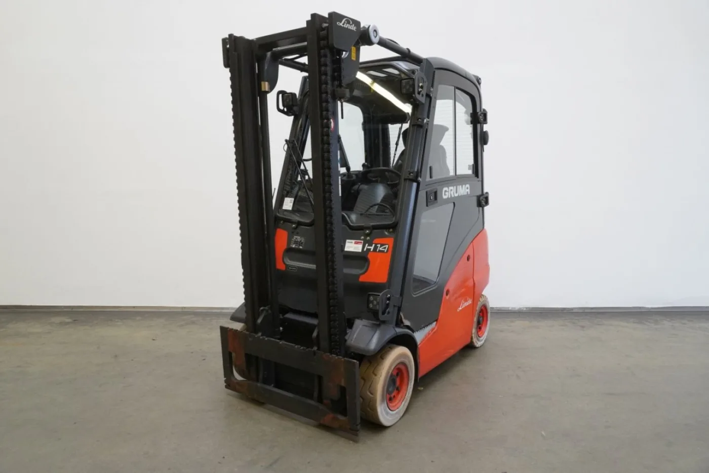 Frontstapler Linde H 14 D 391-00 (2015) - 1