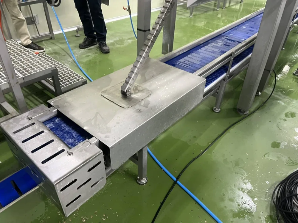 Cut-up and deboning line, Foodmate