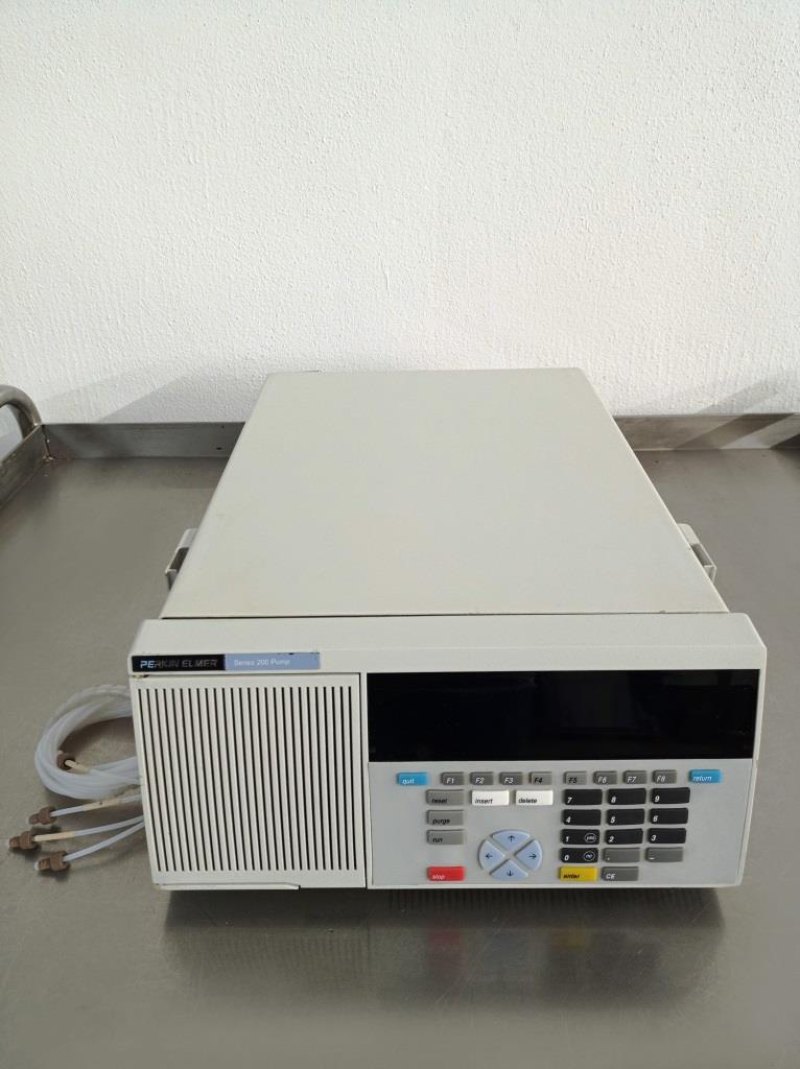 SISTEMA MICROPOMPA PER HPLC – PERKIN ELMER – MOD. SERIES 200 LC PUMP