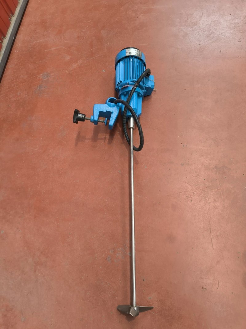 STAINLESS STEEL HELIX TYPE AGITATION 0,75 kW