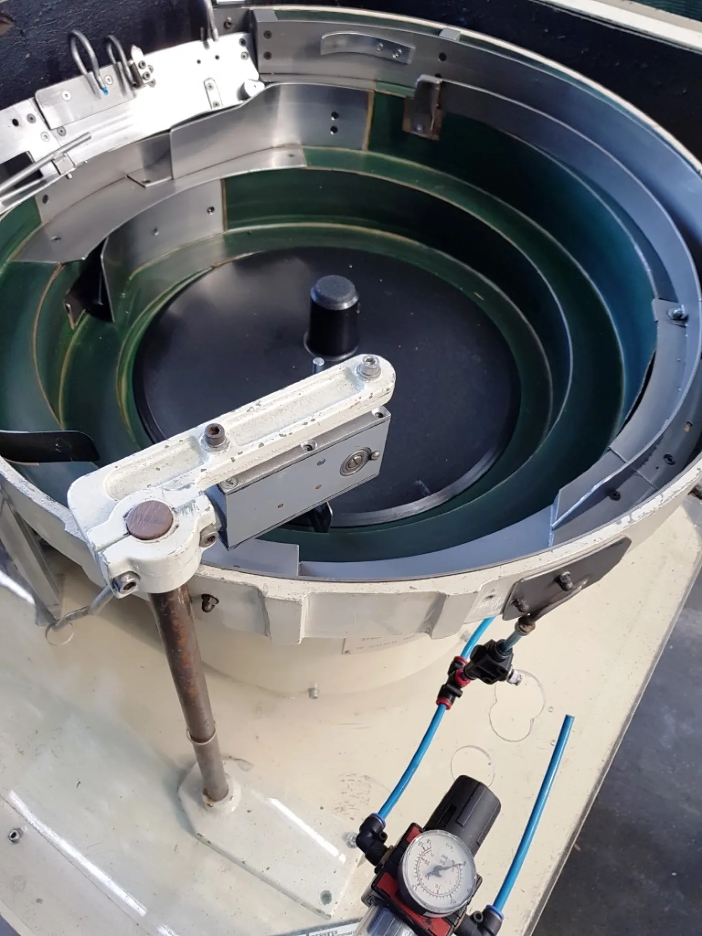 ALIMENTATORE VIBRANTE A TAZZA – BERNAY - 8