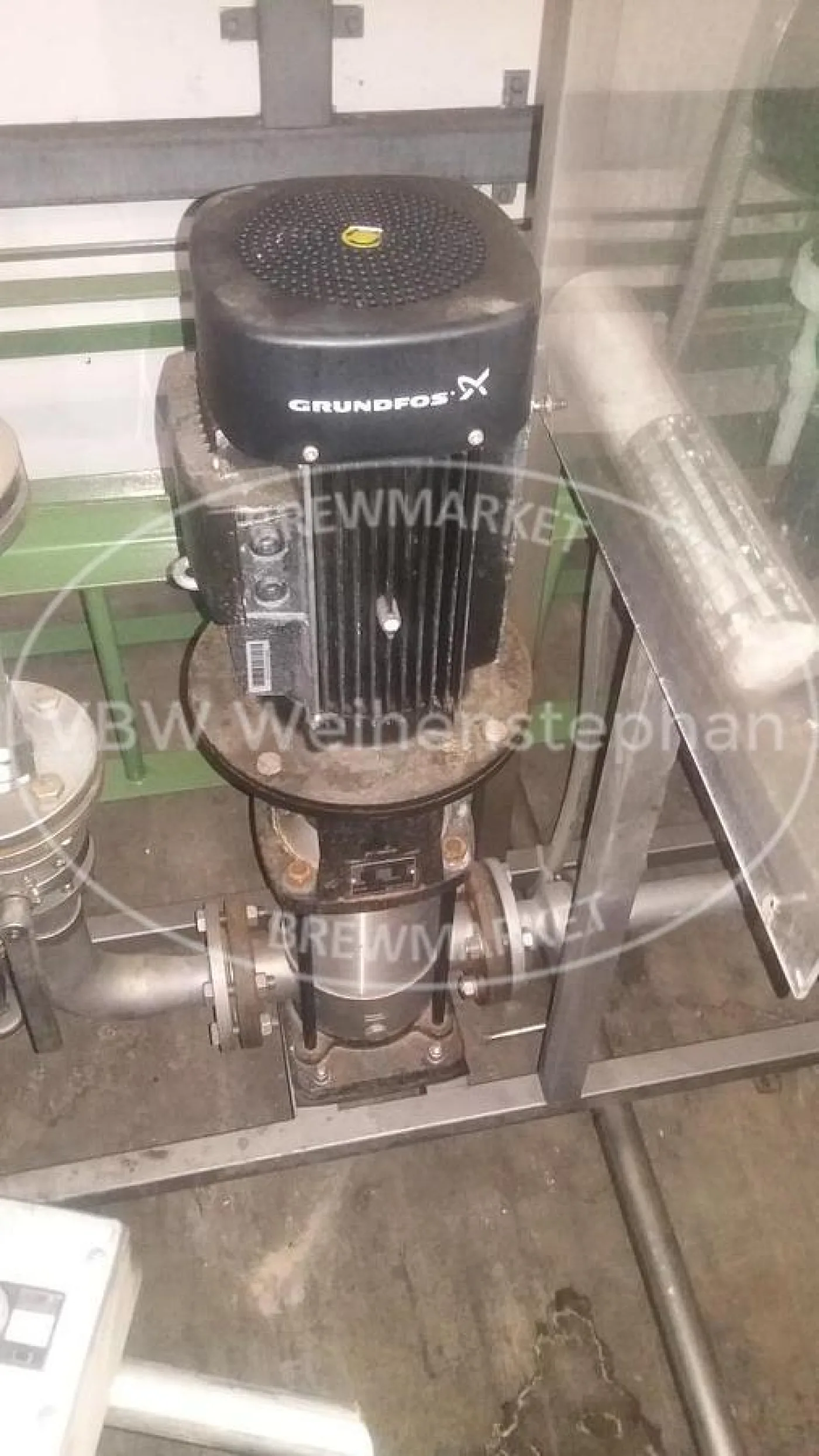 Pressure boosting station with hygiene center - 2