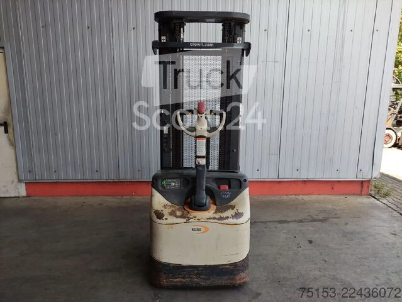 Crown ES 4000 1.6TT - 4