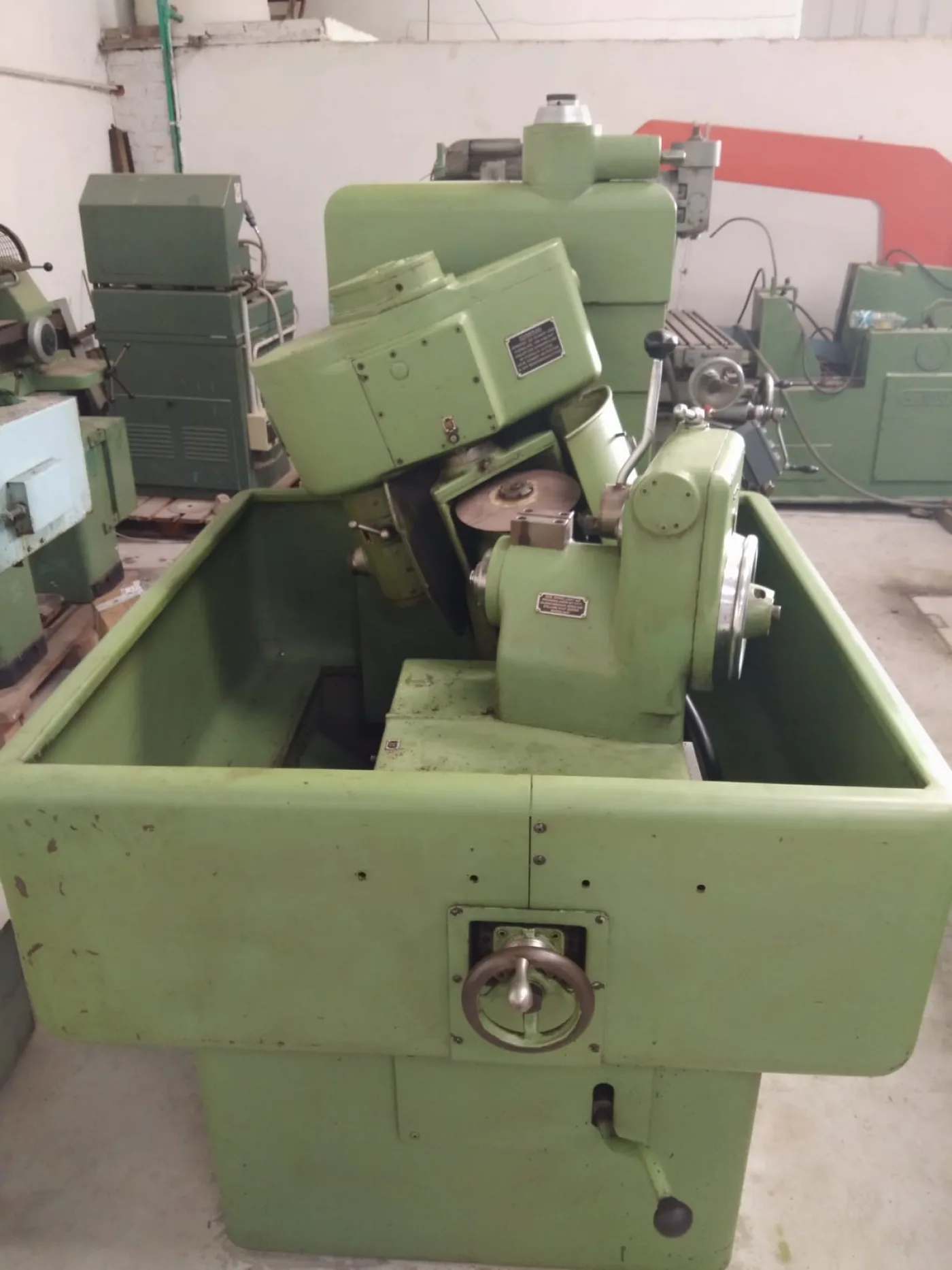 CONIFLEX CUTTER SHARPENER, GLEASON -104 - Laxmi Metal & Machines, Rohtak - 2
