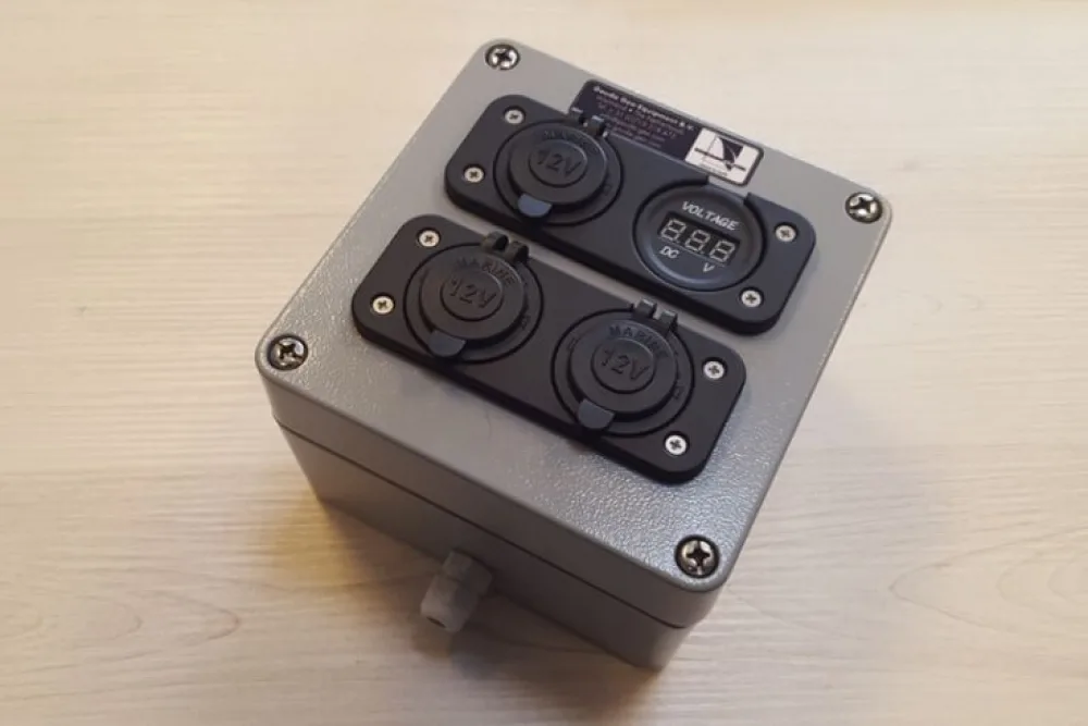 Power Supply Box (12 Vdc)