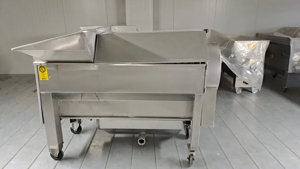 CRUSHER DESTEMMER MORI, MODEL S.120 C, SECOND-HAND MACHINE