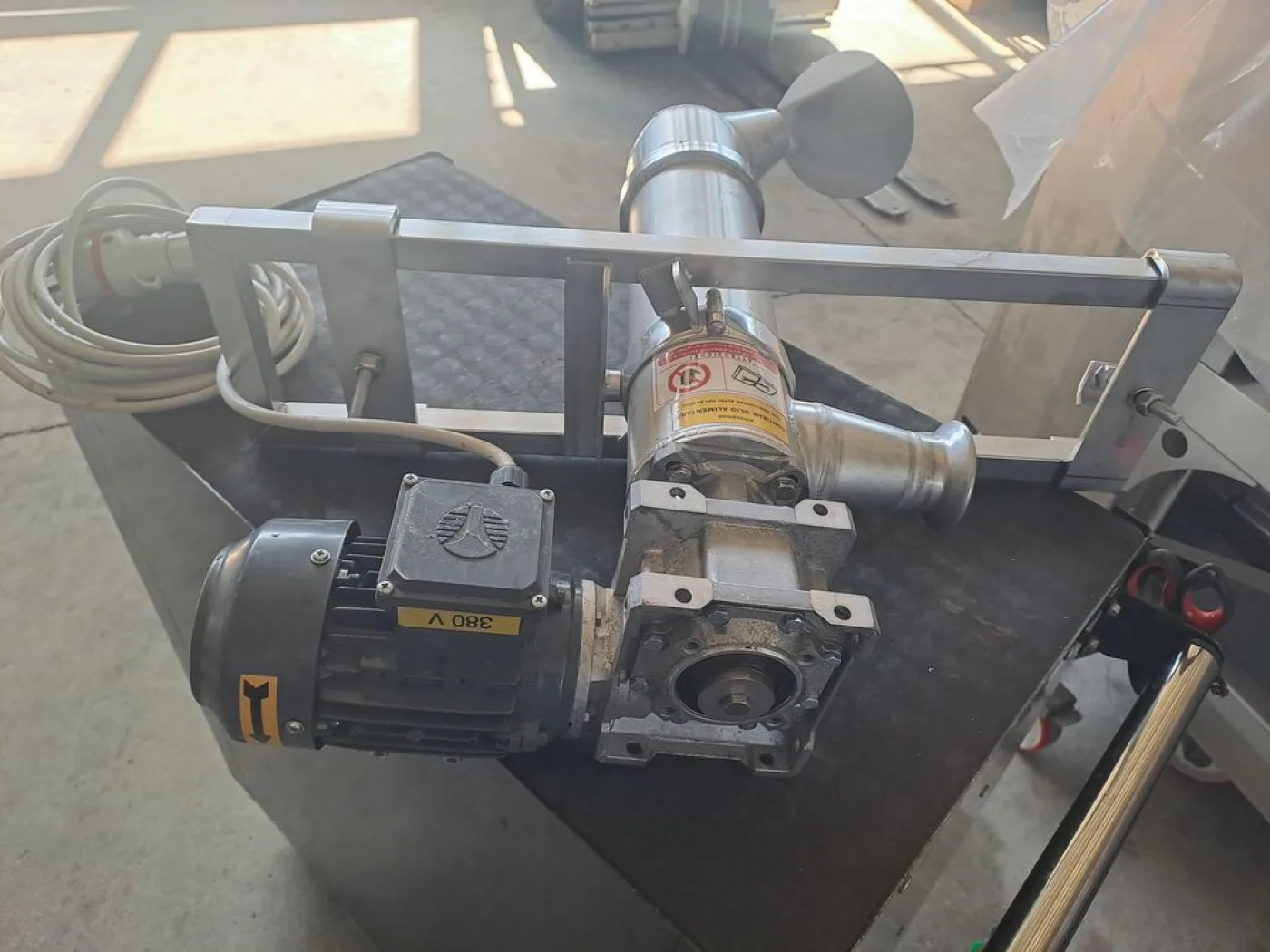 MOTORIZED ROTATING SPRAYERS FIRM VELO, SECOND HAND EQUIPMENT - 4