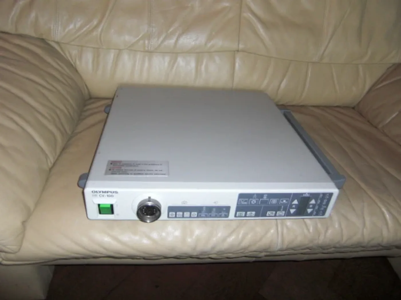 Olympus CV-100 Endoskopie Videoprozessor - 1