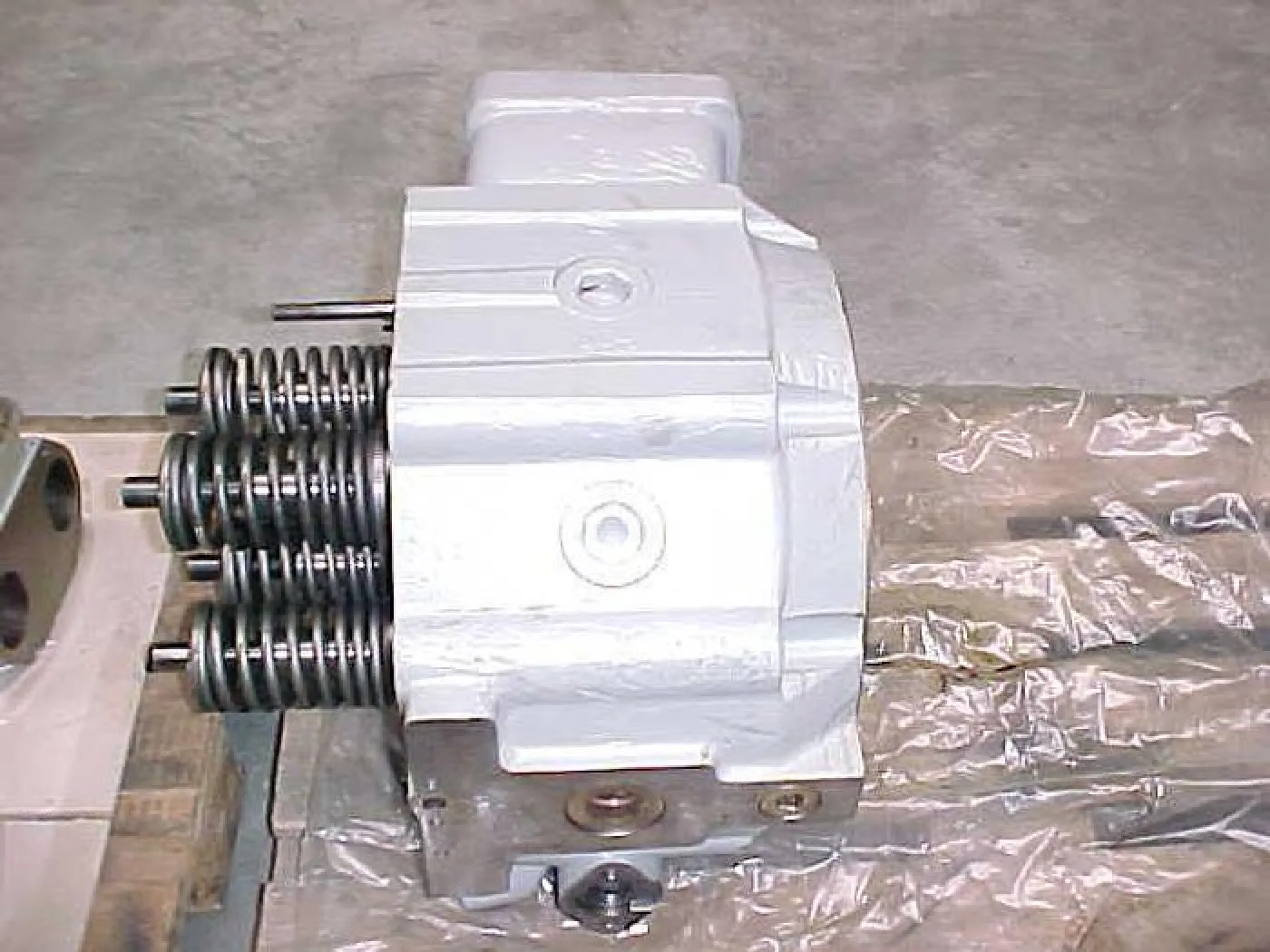 CYLINDER HEADS MAK MU452AK / MU453AK - 4
