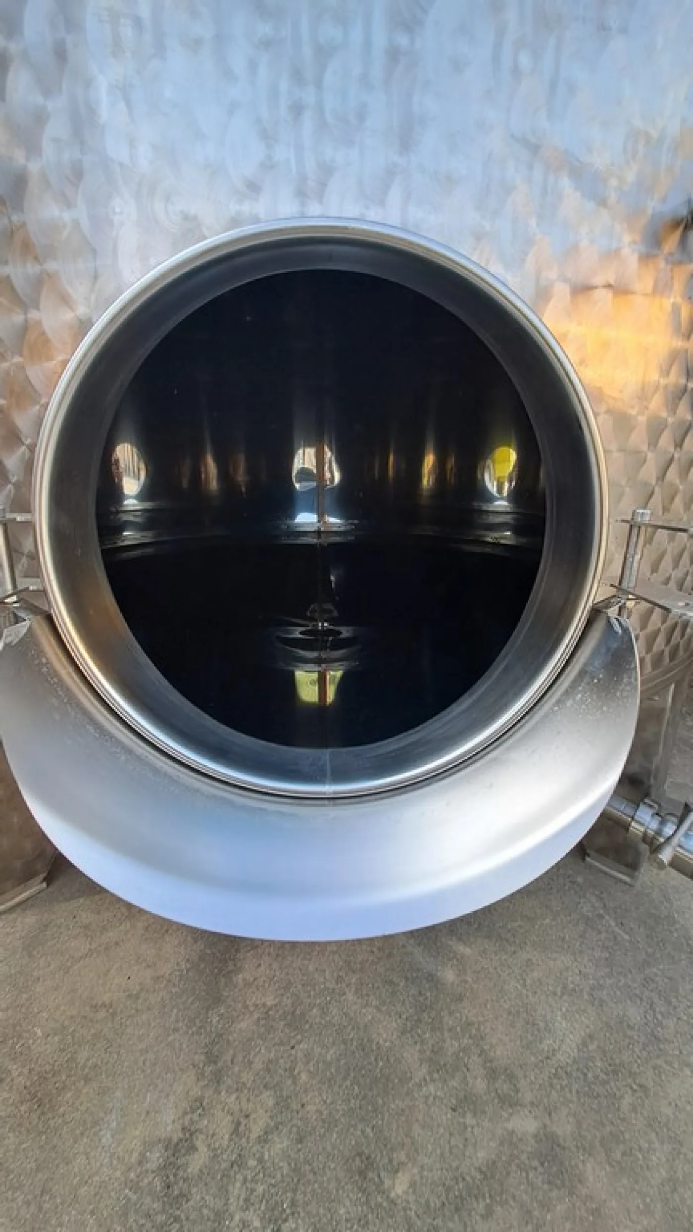 STAILESS STEEL TANK CAPACITY LITERS 5000 (50 HL) STORAGE/VINIFICATION MODEL, CONICAL BOTTOM WITH BAND, NEW EQUIPMENT - 8