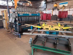 Máquina de soldar painéis de arame IDEAL WERK PGS 180/16