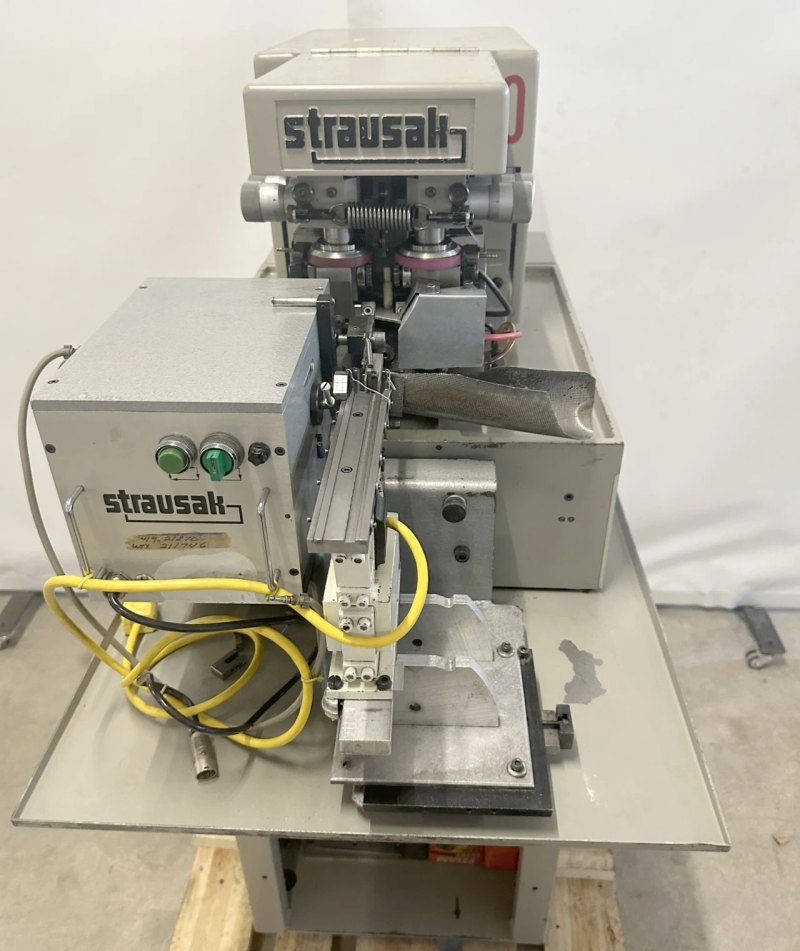 022872 - STRAUSAK 70