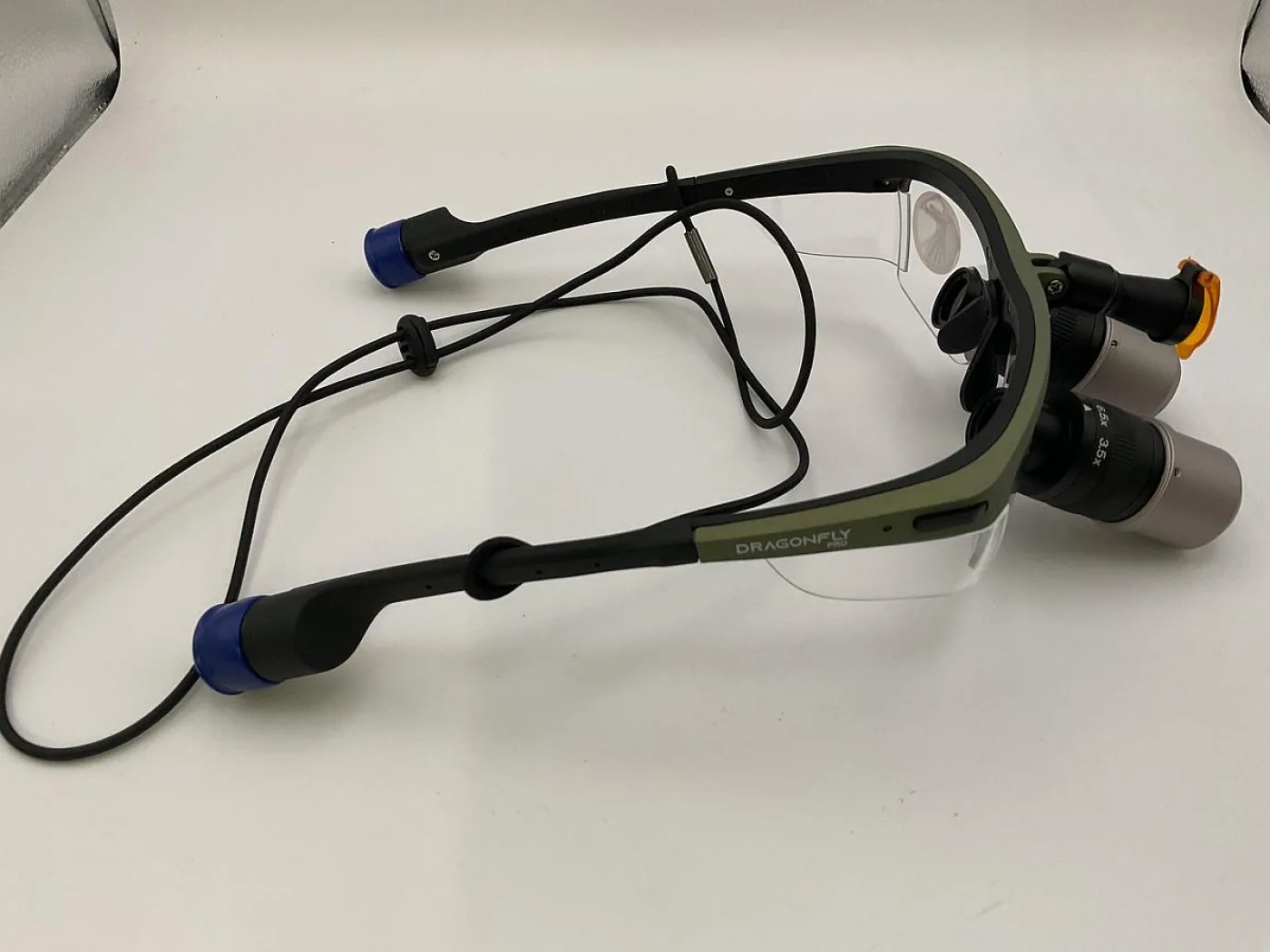 Orascoptic Dragonfly Pro Olive Eye Zoom Max in case - 5
