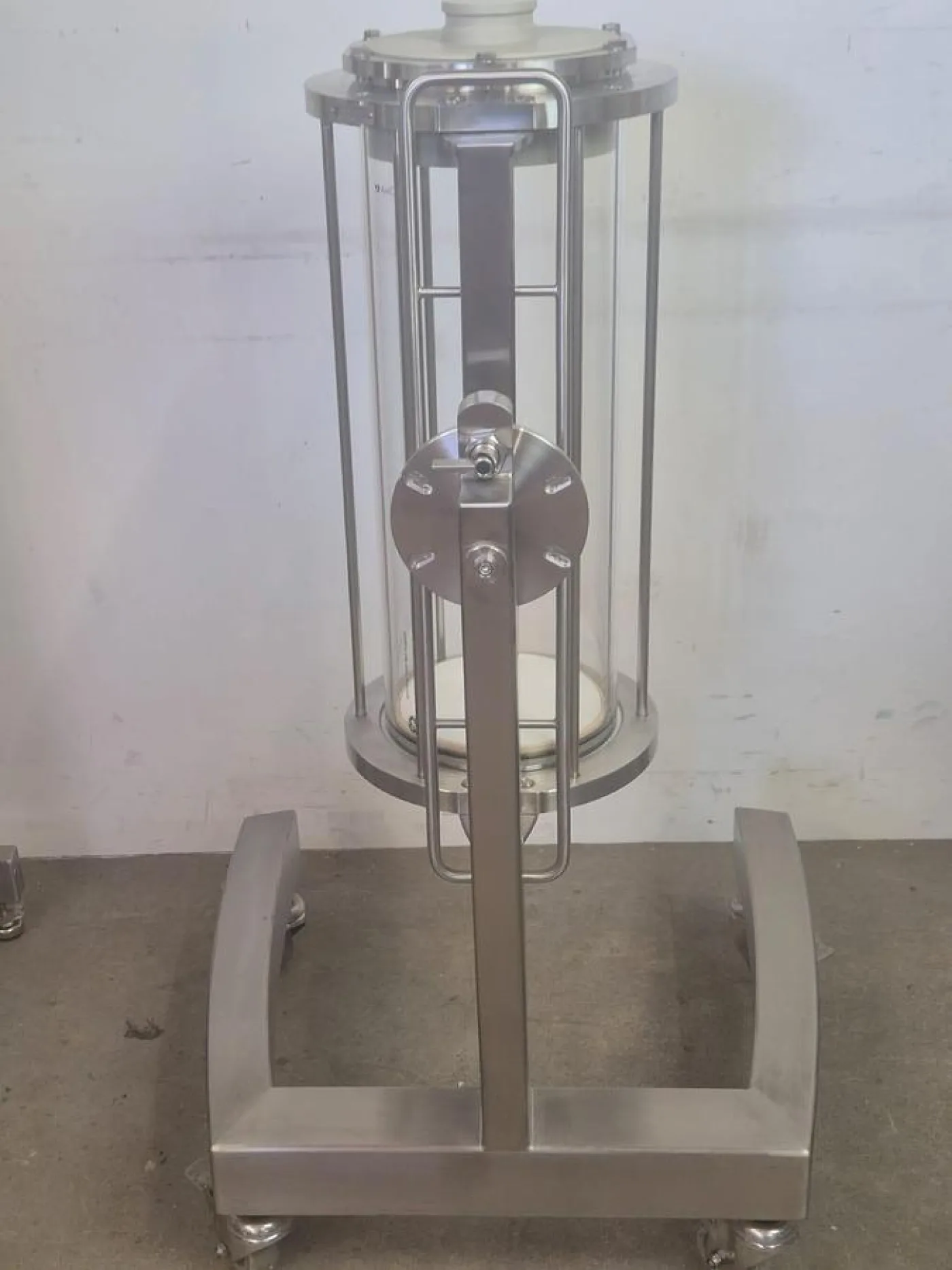 Cytiva Axichrom 200/300 chromatography column - 3