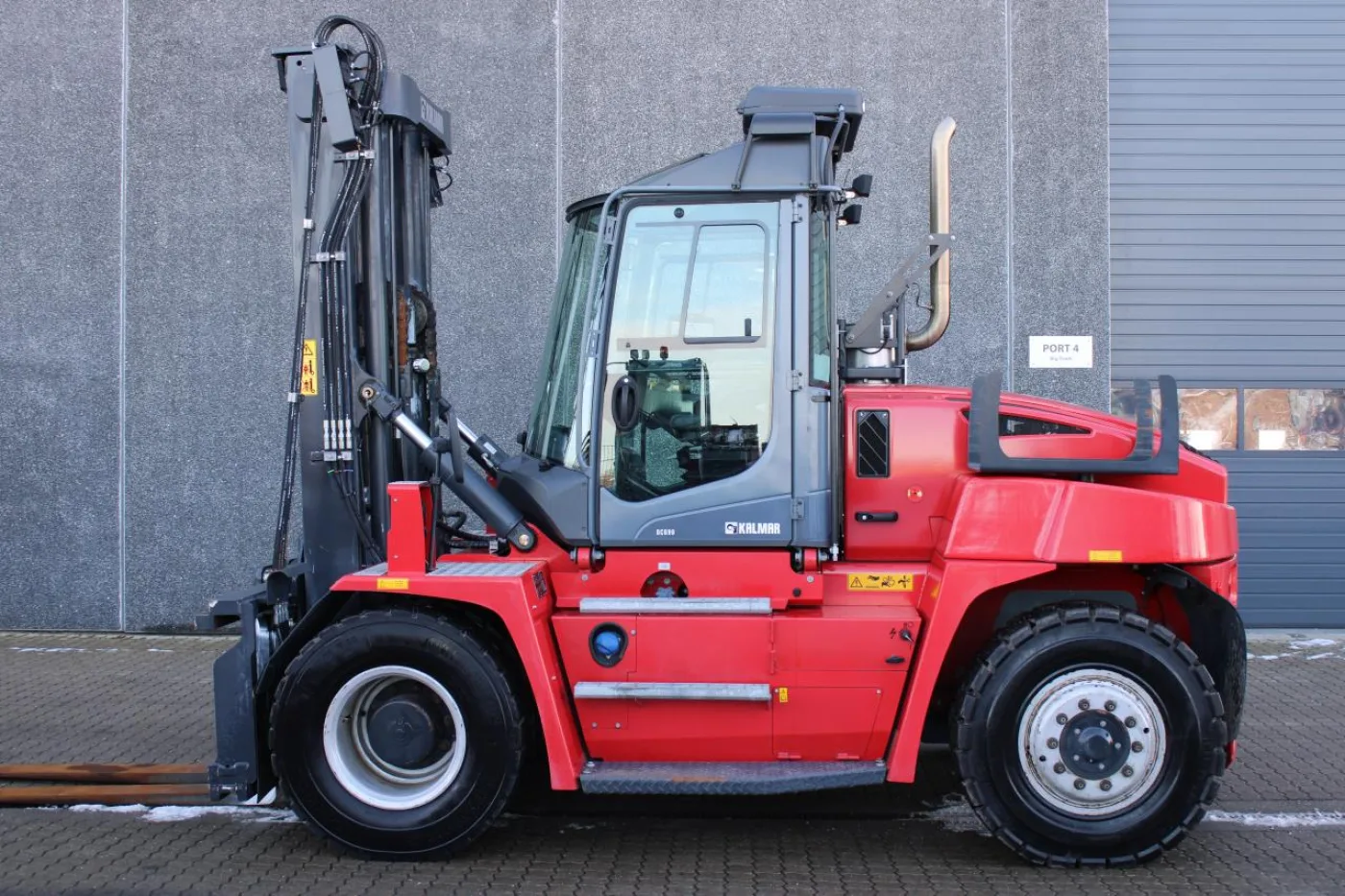 Kalmar DCG90-6 - 1