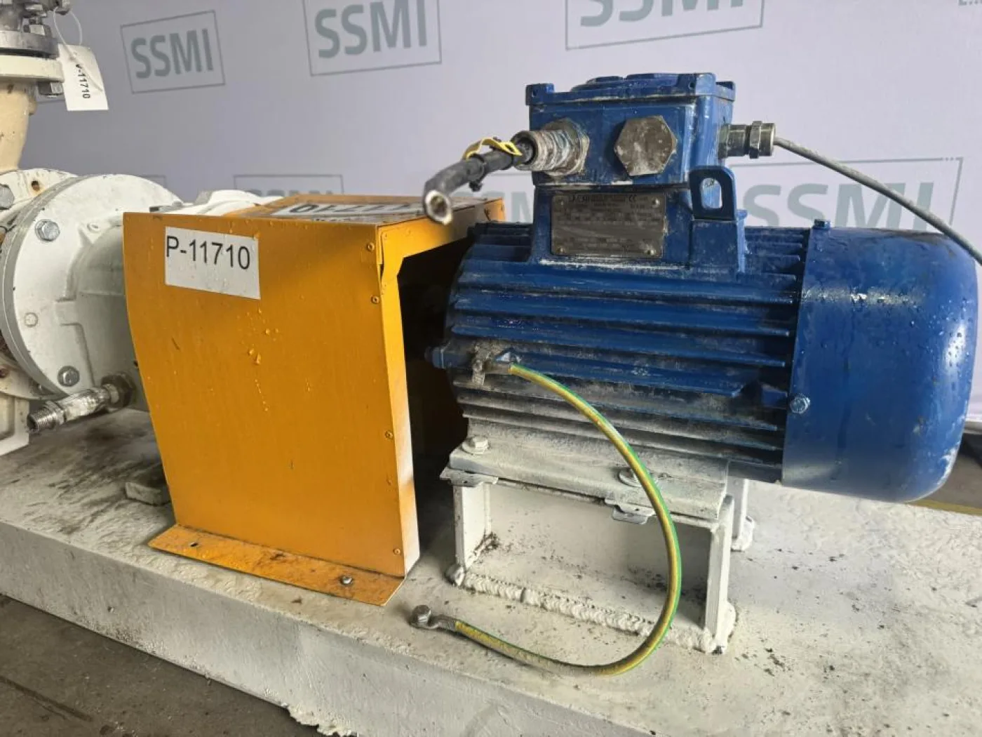 AKAY Buffer vessel pump (centrifugal) - 7