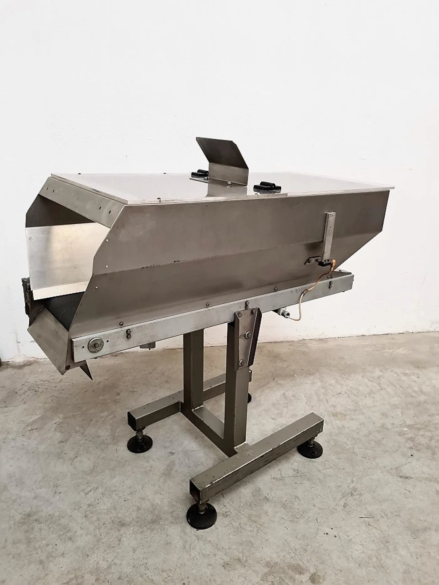 ALIMENTATORE A NASTRO - 5