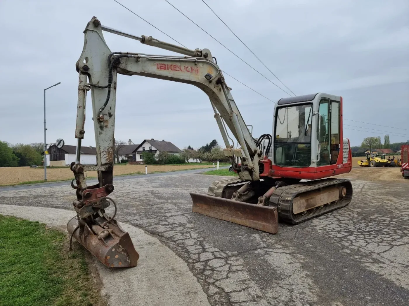 Takeuchi - TB 070 - 3