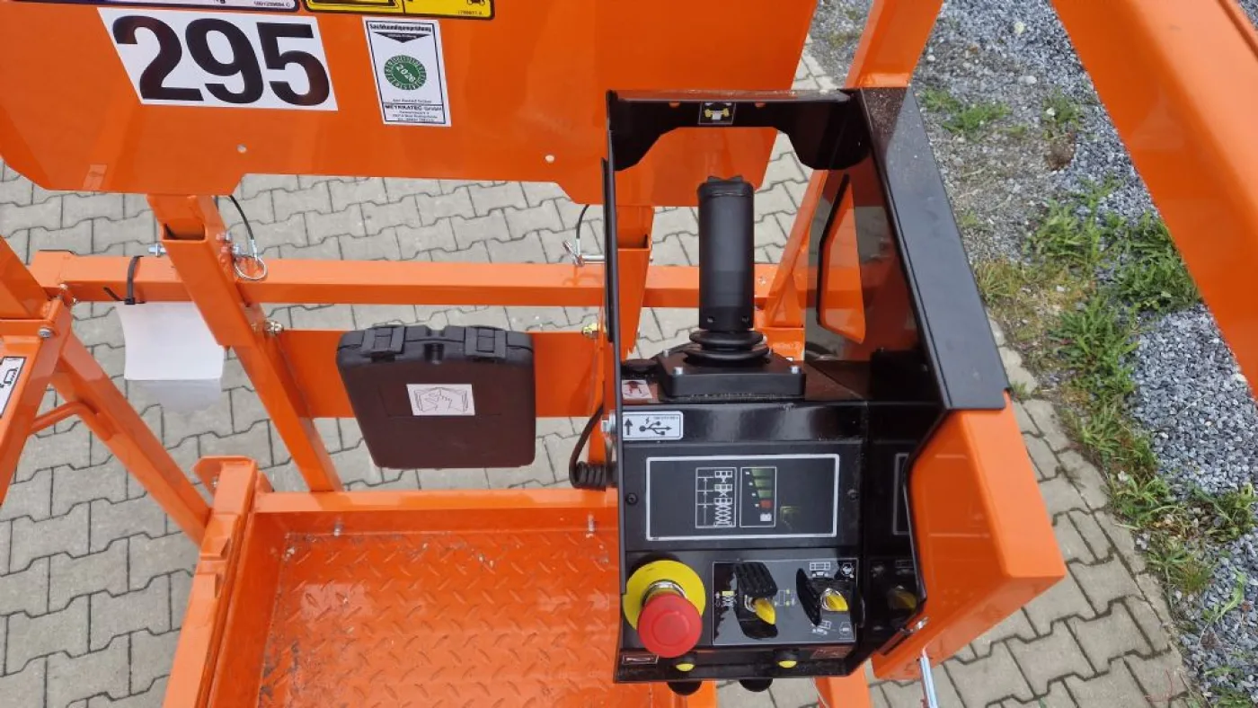 JLG ES2632 - 4